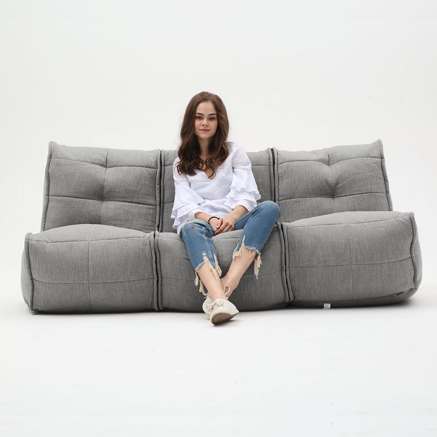 тёмно-серое модульный диван-кинотеатр Mod3 Movie Couch шенилловое для домашнего кинотеатра и гостиной — крупный план