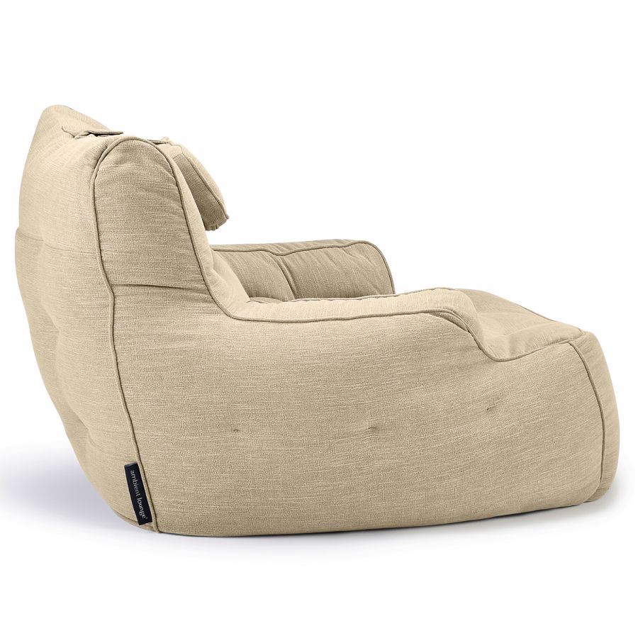 натуральное уличное лаунж-кресло Tranquility Armchair шенилловое для террасы, сада и веранды — фото в интерьере