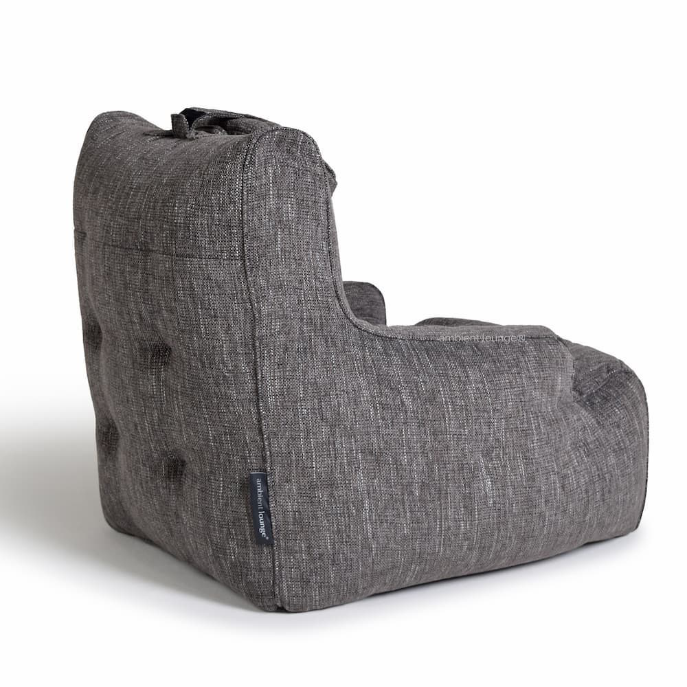 тёмно-серое уличное лаунж-кресло Tranquility Armchair из Sofa Weave в интерьере терраса