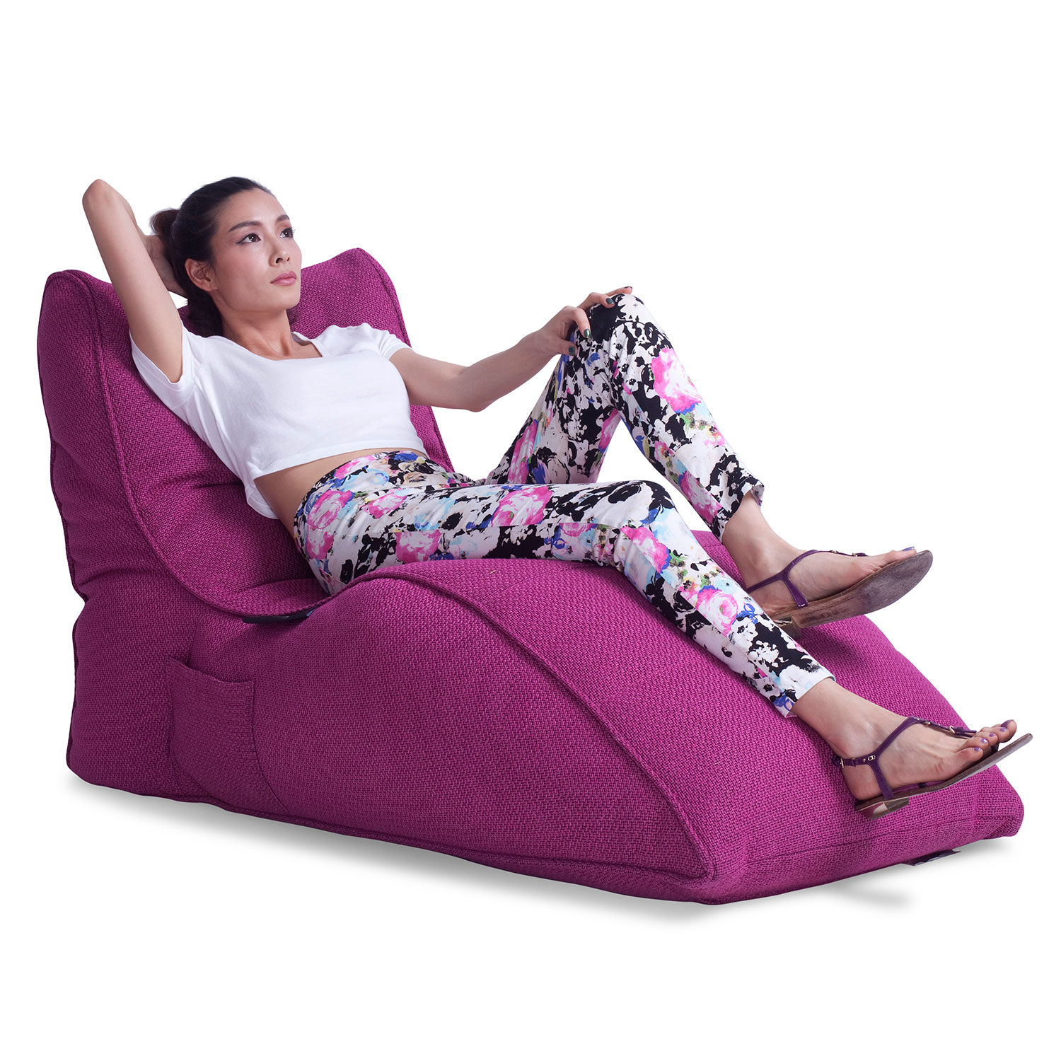 розовое бескаркасный лаунж-диван Avatar Sofa из Sofa Weave в интерьере гостиная