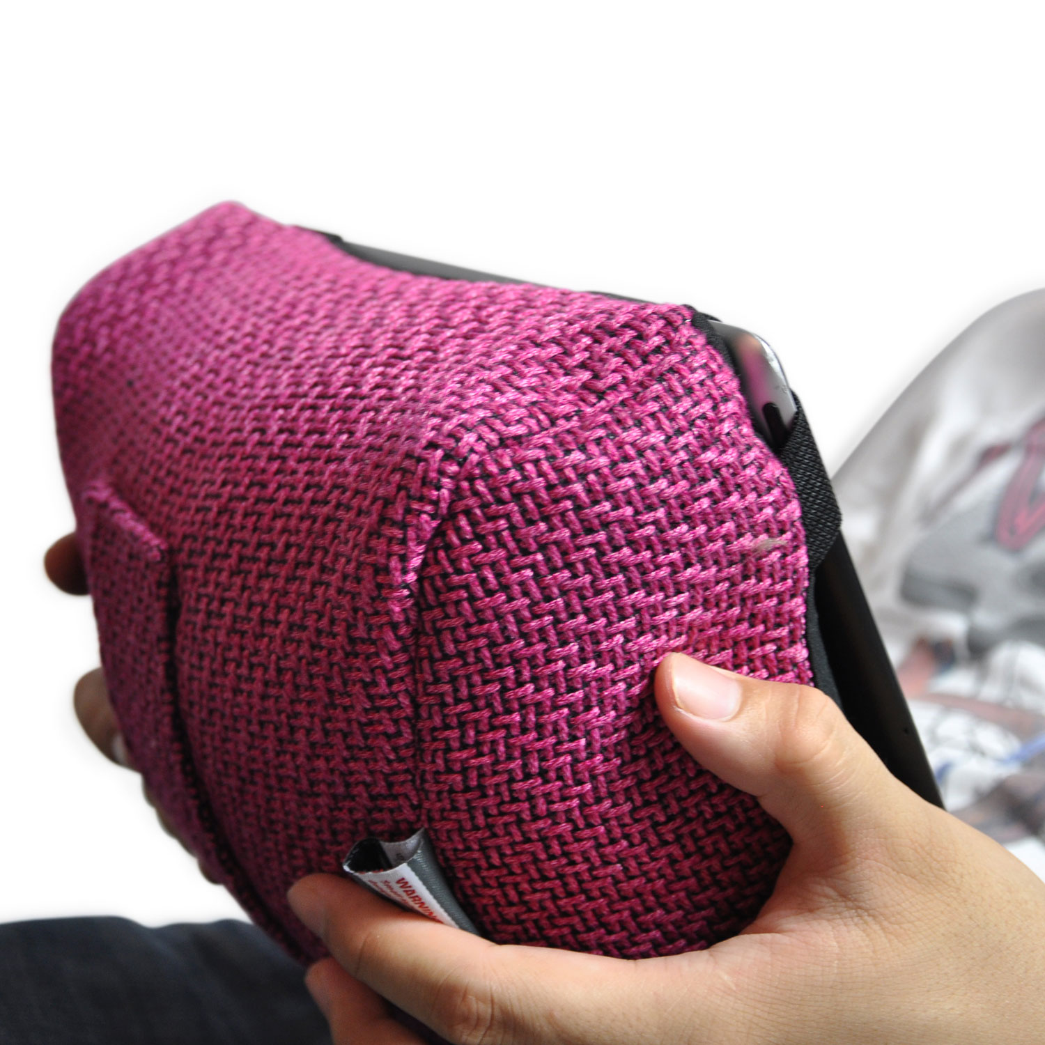 Tech Pillow - Sakura Pink (Sofa Weave) — дизайн и качество