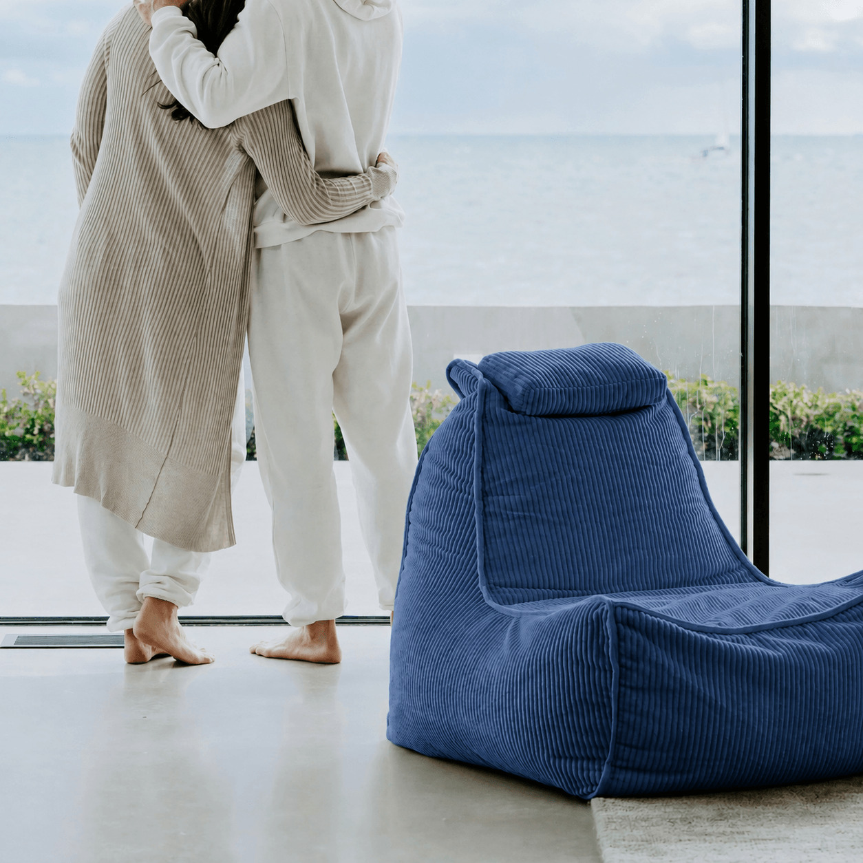 Бескаркасное кресло Tivoli Lounger в вельвете Blue Jazz — синий цвет, Ambient Lounge