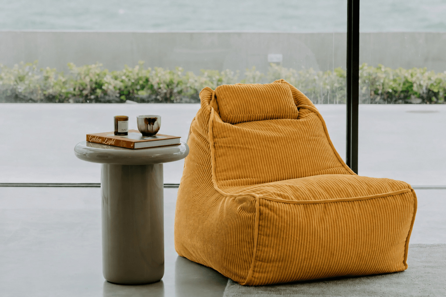 Бескаркасное кресло Tivoli Lounger в вельвете Yellow Shine — жёлтый цвет, Ambient Lounge