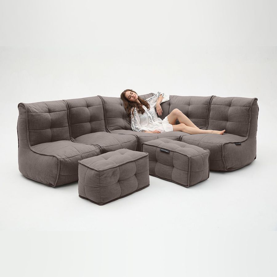 шоколадное большой лаунж-гарнитур Mod5 Living Lounge шенилловое для гостиной и event-пространства — фото в интерьере
