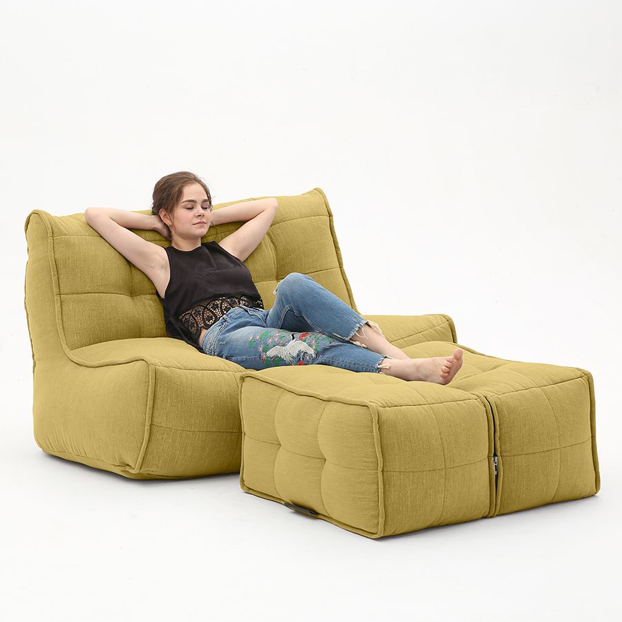 жёлтое просторный модульный диван Twin Couch Deluxe шенилловое для гостиной и лаунж-зоны — фото в интерьере