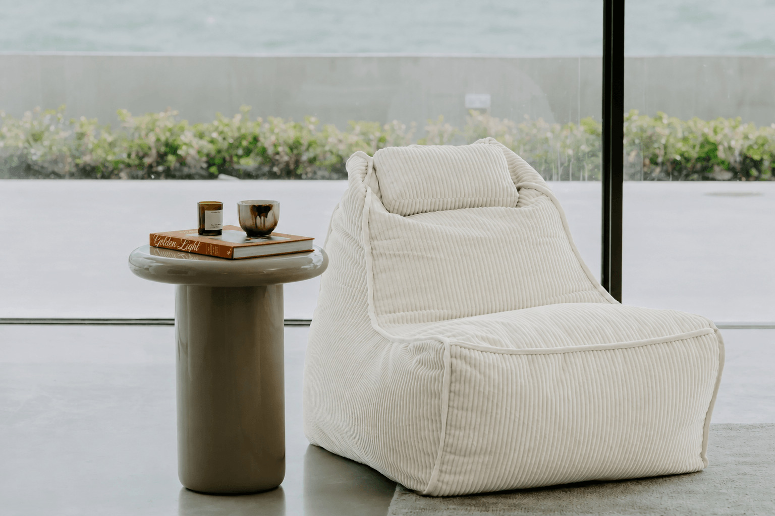 Бескаркасное кресло Tivoli Lounger в вельвете Tundra Spring — светло-серый цвет, Ambient Lounge