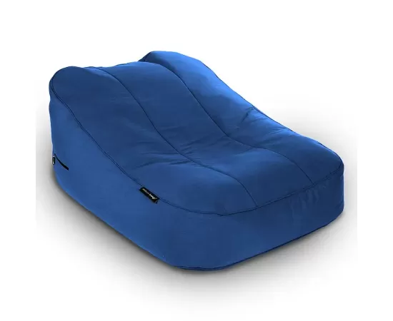 тёмно-синее уличный двухместный диван Satellite Twin Sofa уличное (Oxford) в интерьере терраса