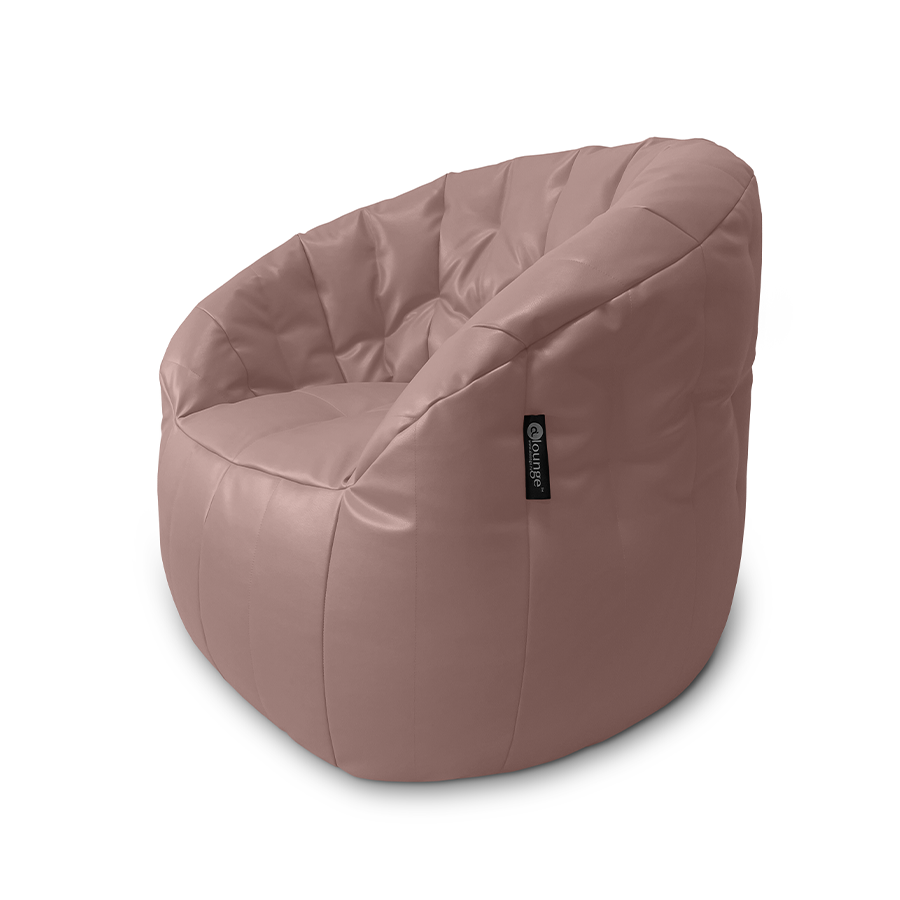 пудровое полукруглое бескаркасное кресло Butterfly Sofa из экокожи для гостиной, домашнего кинотеатра и офиса — фото в интерьере