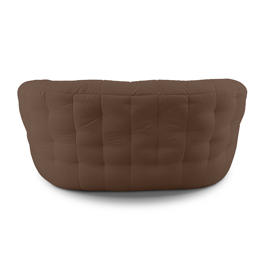 шоколадное двойной бескаркасный диван Butterfly Twin Sofa велюровое для гостиной и домашнего кинотеатра — фото в интерьере
