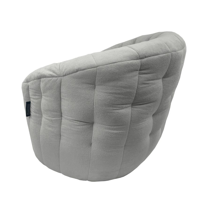 серое полукруглое бескаркасное кресло Butterfly Sofa в интерьере гостиная