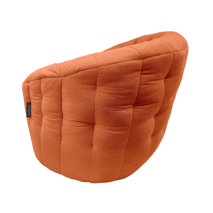 терракотовое полукруглое бескаркасное кресло Butterfly Sofa в интерьере гостиная