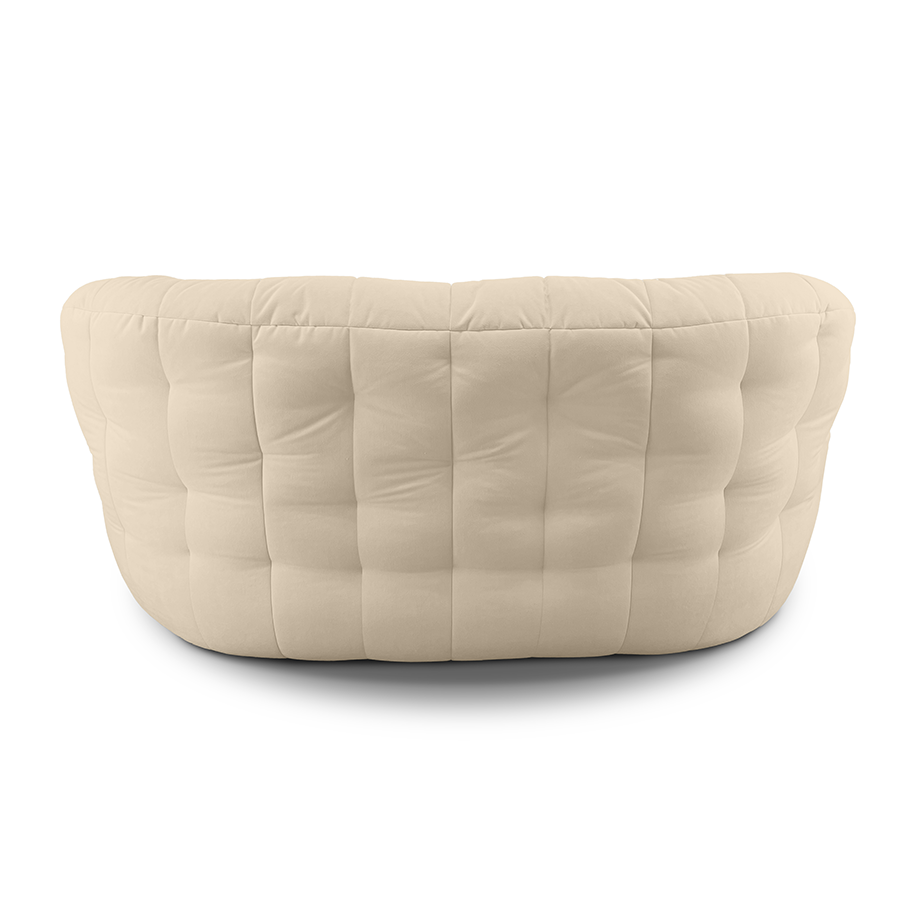 белое двойной бескаркасный диван Butterfly Twin Sofa велюровое для гостиной и домашнего кинотеатра — фото в интерьере