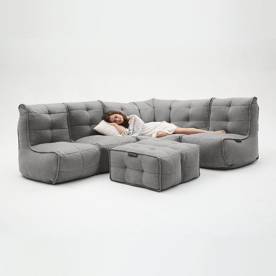 тёмно-серое большой лаунж-гарнитур Mod5 Living Lounge шенилловое в интерьере гостиная
