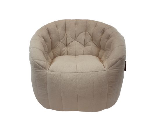 натуральное полукруглое бескаркасное кресло Butterfly Sofa для гостиной, домашнего кинотеатра и офиса — фото в интерьере