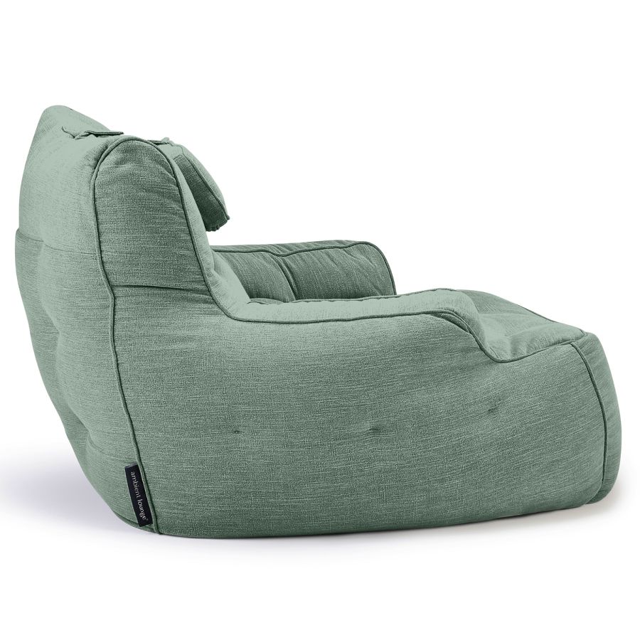 мятное уличное лаунж-кресло Tranquility Armchair шенилловое для террасы, сада и веранды — фото в интерьере