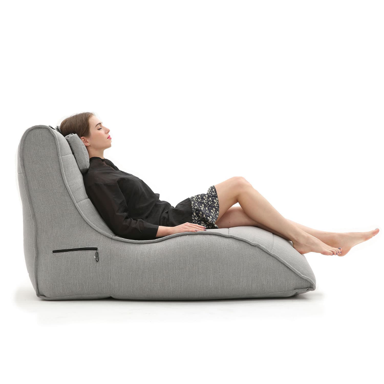 серое бескаркасный лаунж-диван Avatar Sofa из Sofa Weave для гостиной, кабинета и лаунж-зоны — крупный план