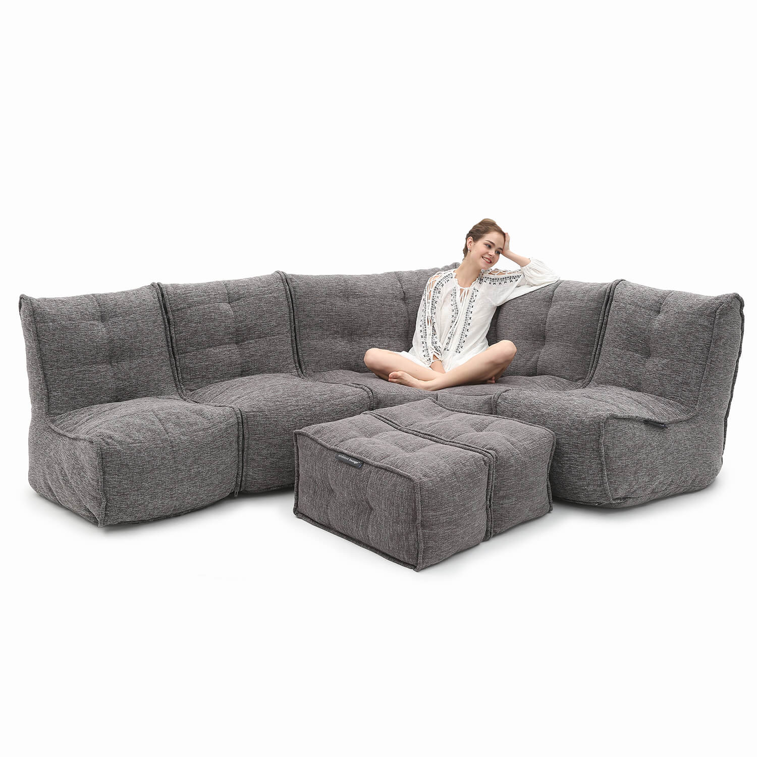 тёмно-серое большой лаунж-гарнитур Mod5 Living Lounge из Sofa Weave для гостиной и event-пространства