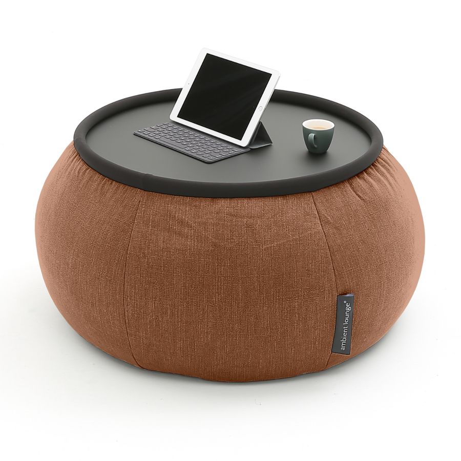 терракотовое складной столик Versa Table шенилловое для гостиной и лаунж-зоны рядом с диваном — вид сбоку
