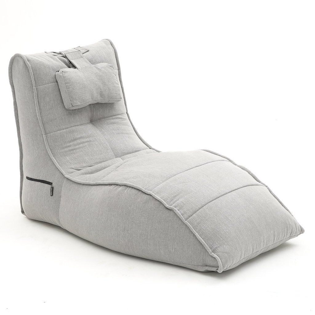 серое бескаркасный лаунж-диван Avatar Sofa из Sofa Weave в интерьере гостиная