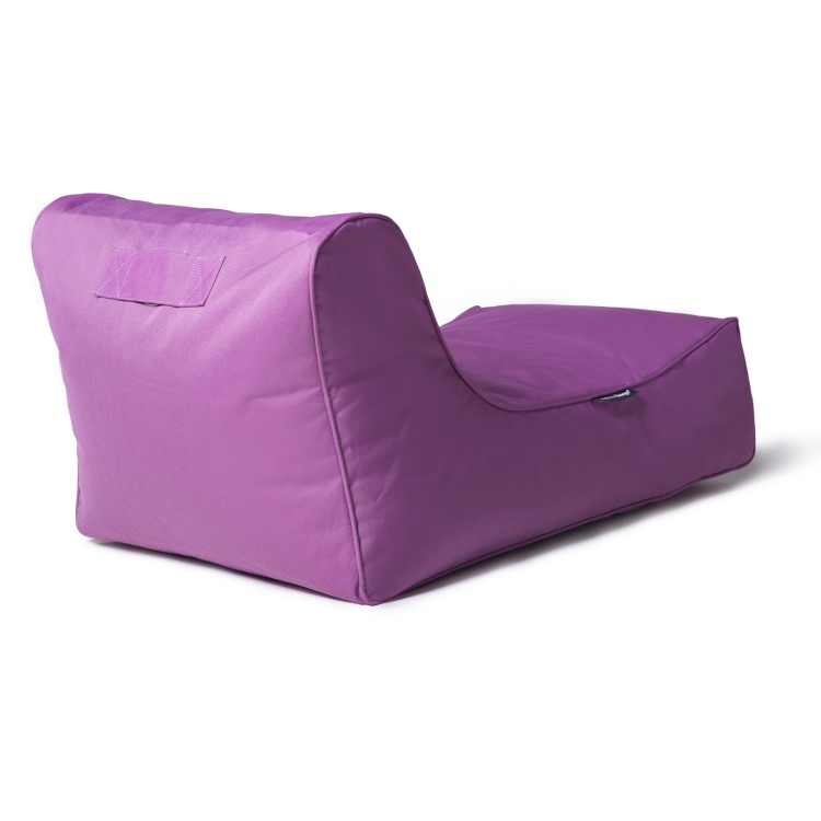 фиолетовое уличный шезлонг Studio Chaise уличное (Oxford) в интерьере сад