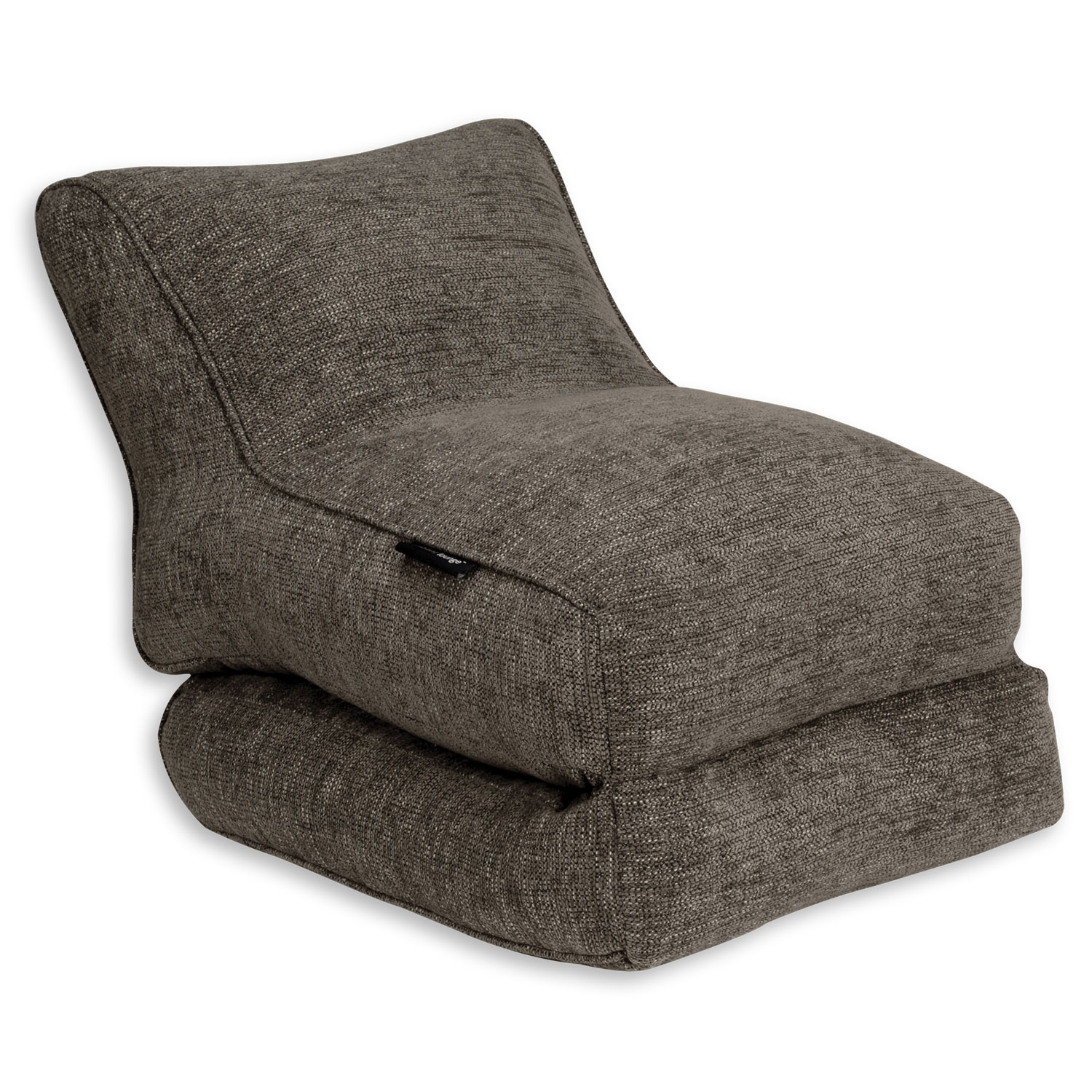 тёмно-серое кресло-трансформер Conversion Lounger из Sofa Weave в интерьере сад