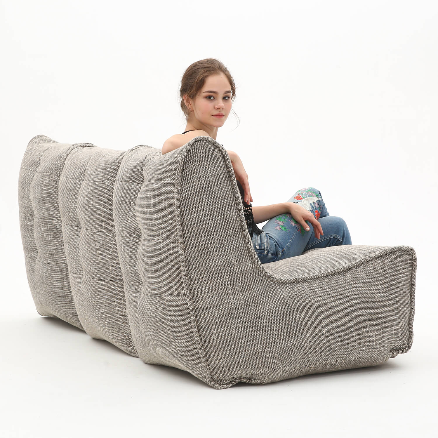 натуральное модульный диван-кинотеатр Mod3 Movie Couch из Sofa Weave для домашнего кинотеатра и гостиной — вид сбоку