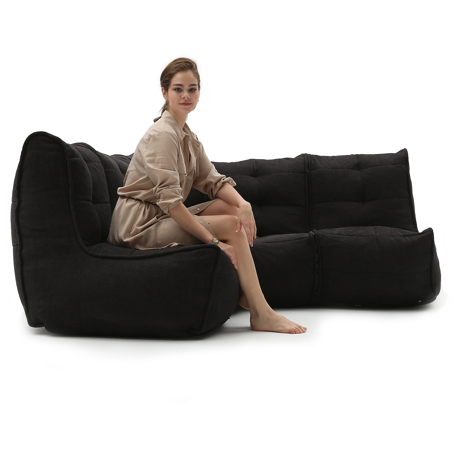 чёрное-графитовое угловой модульный диван Mod3 Cozy Corner из Sofa Weave для гостиной и кабинета — крупный план