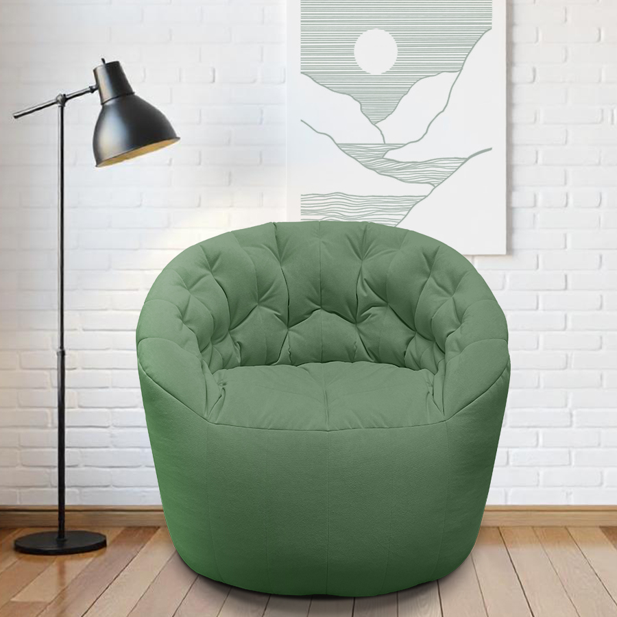 зелёное компактное бескаркасное кресло Butterfly Light Sofa велюровое в интерьере гостиная
