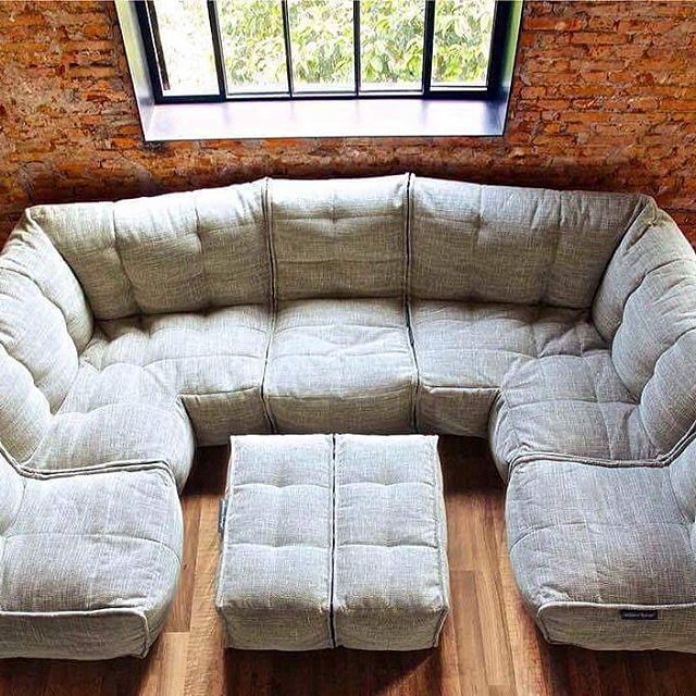 натуральное максимальный лаунж-гарнитур Mod6 Lounge Max из Sofa Weave для гостиной и event-пространства — фото в интерьере