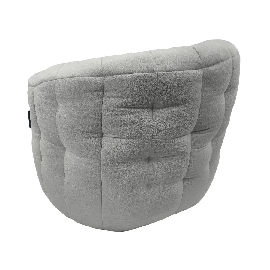 серое полукруглое бескаркасное кресло Butterfly Sofa для гостиной, домашнего кинотеатра и офиса — крупный план