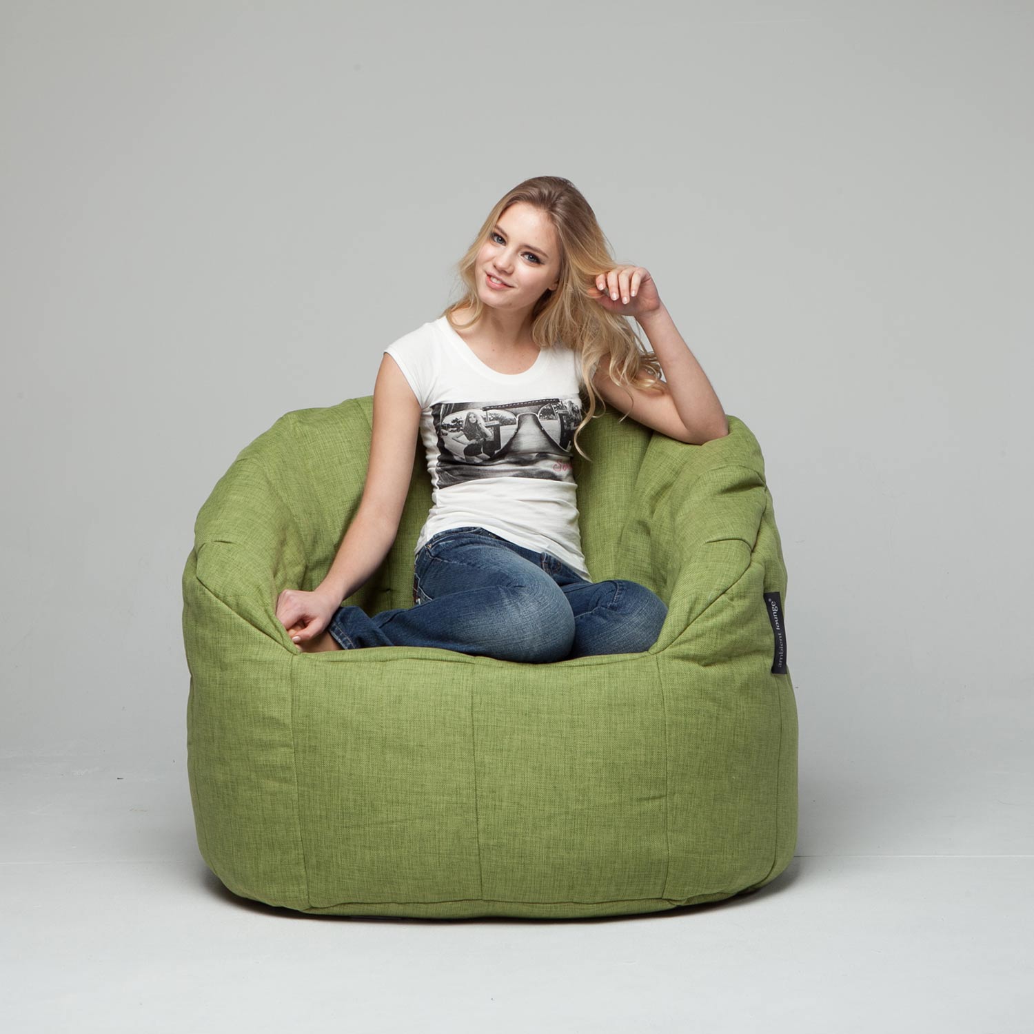 зелёное полукруглое бескаркасное кресло Butterfly Sofa из Sofa Weave для гостиной, домашнего кинотеатра и офиса
