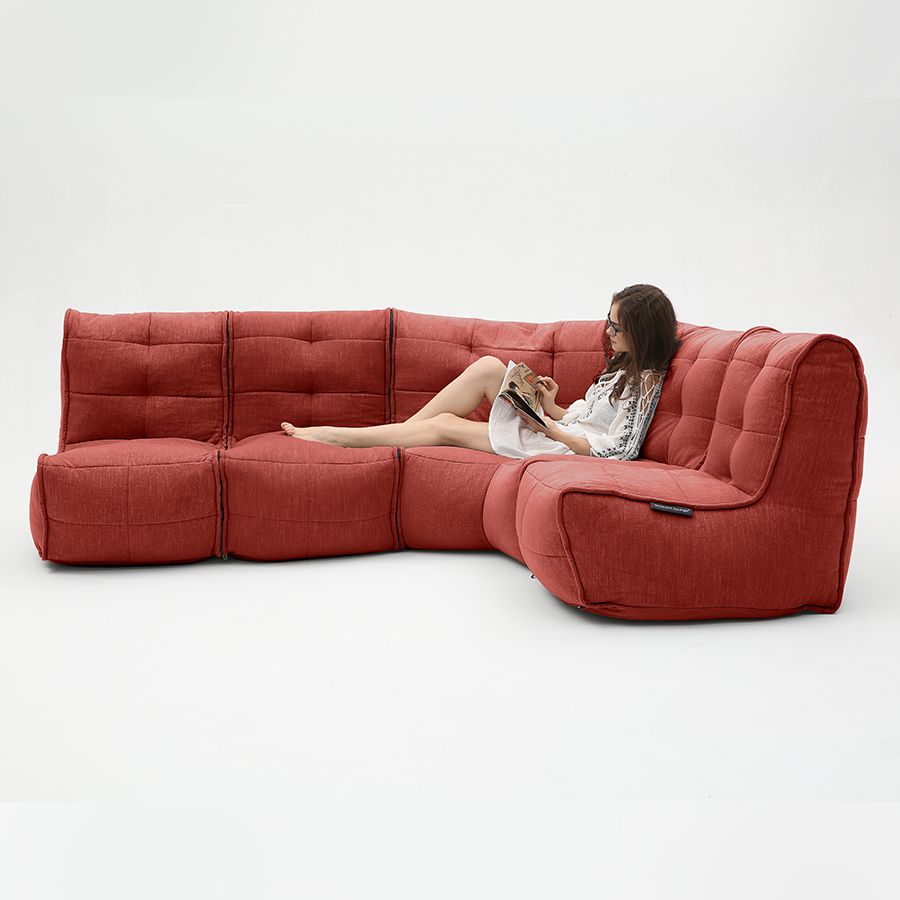 красное Г-образный модульный диван Mod4 L Sofa шенилловое для гостиной и зала — фото в интерьере