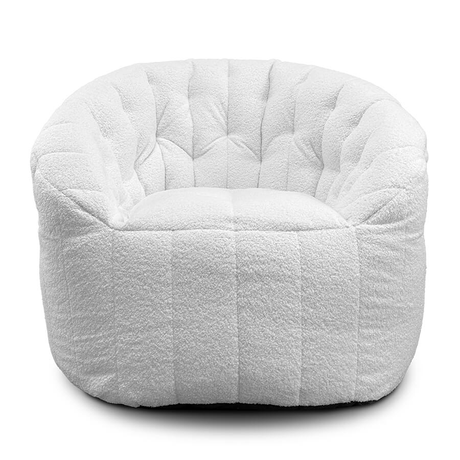белое полукруглое бескаркасное кресло Butterfly Sofa из искусственного меха для гостиной, домашнего кинотеатра и офиса — фото в интерьере