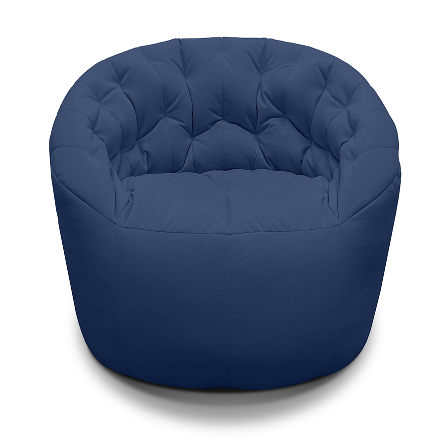 синее компактное бескаркасное кресло Butterfly Light Sofa велюровое в интерьере гостиная