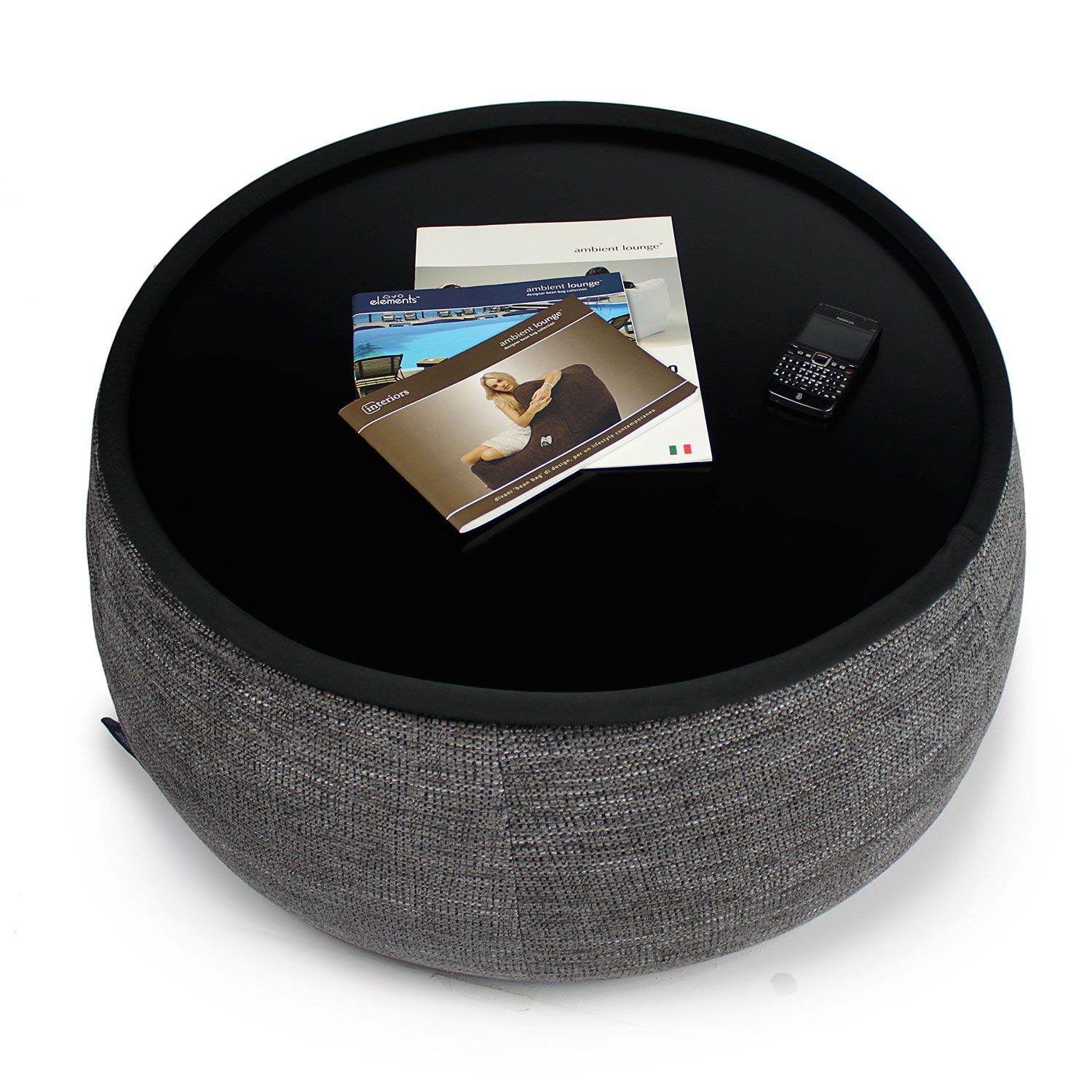 тёмно-серое складной столик Versa Table из Sofa Weave для гостиной и лаунж-зоны рядом с диваном — фото в интерьере