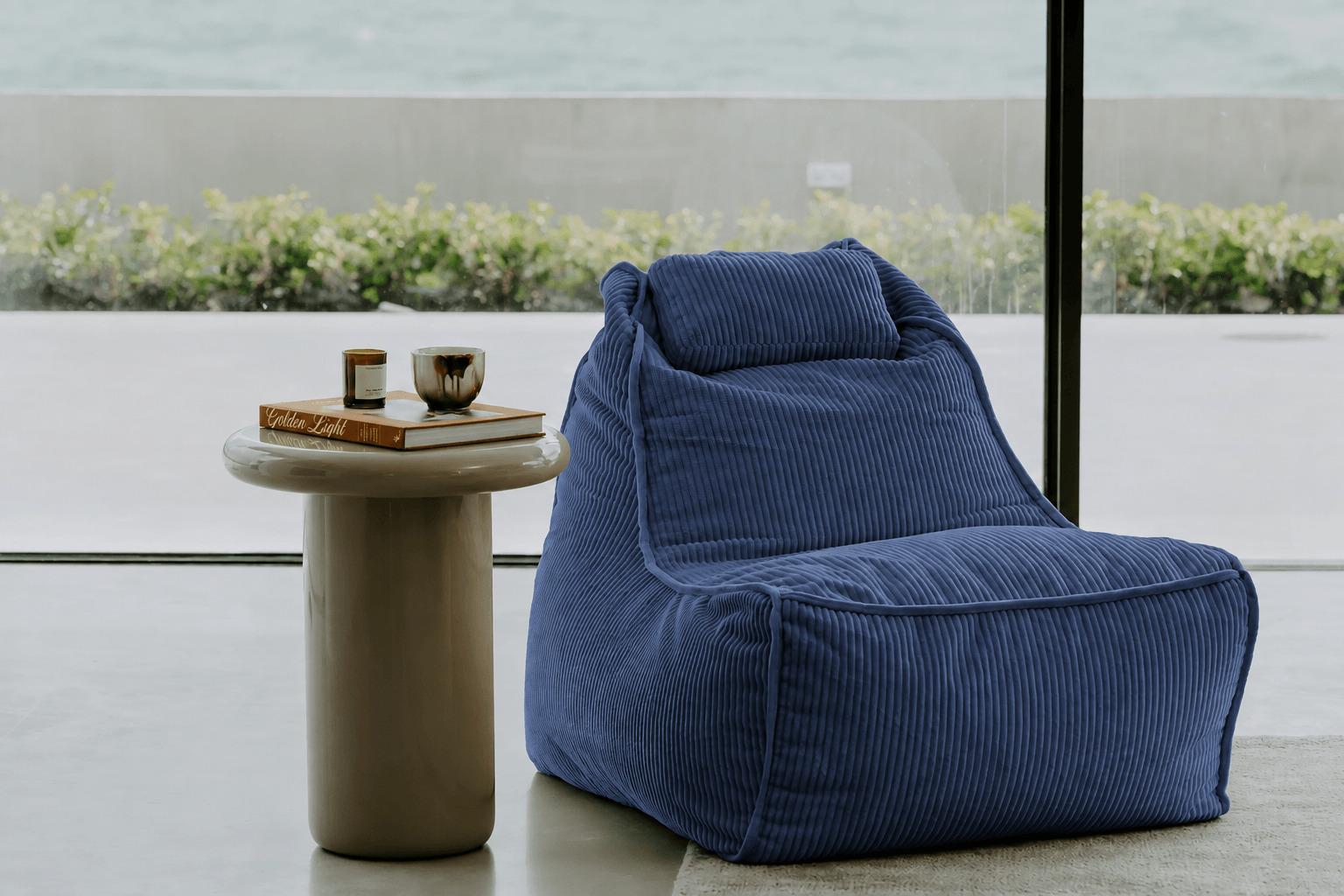 Бескаркасное кресло Tivoli Lounger в вельвете Blue Jazz — синий цвет, Ambient Lounge