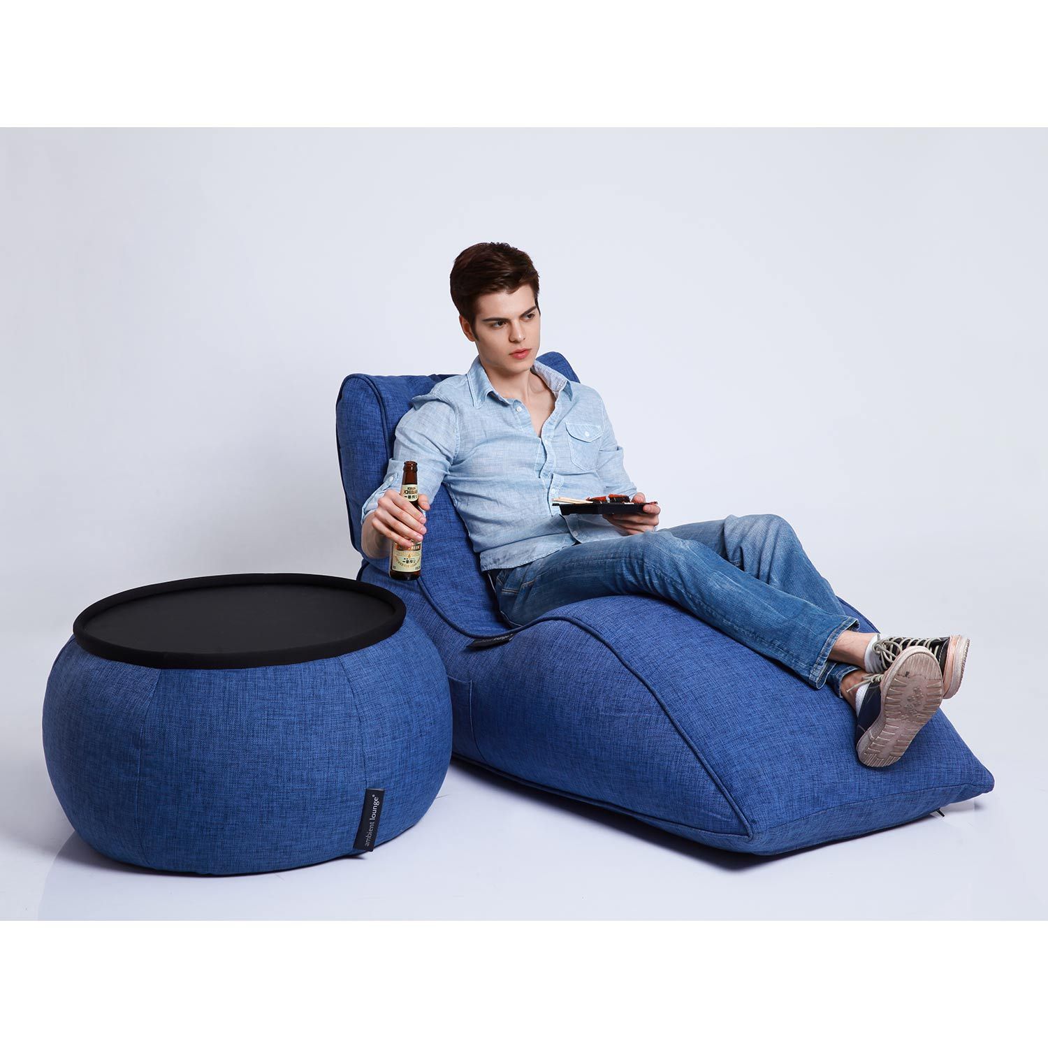 синее бескаркасный лаунж-диван Avatar Sofa из Sofa Weave для гостиной, кабинета и лаунж-зоны — вид сбоку