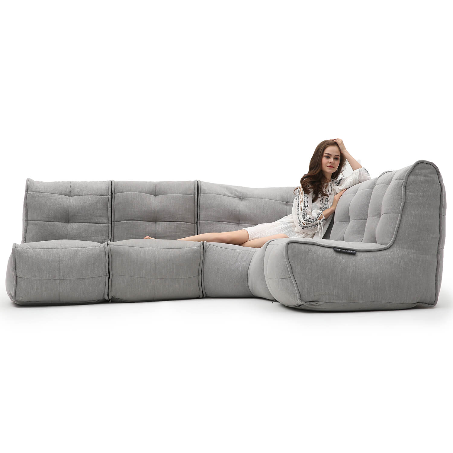 серое Г-образный модульный диван Mod4 L Sofa из Sofa Weave для гостиной и зала