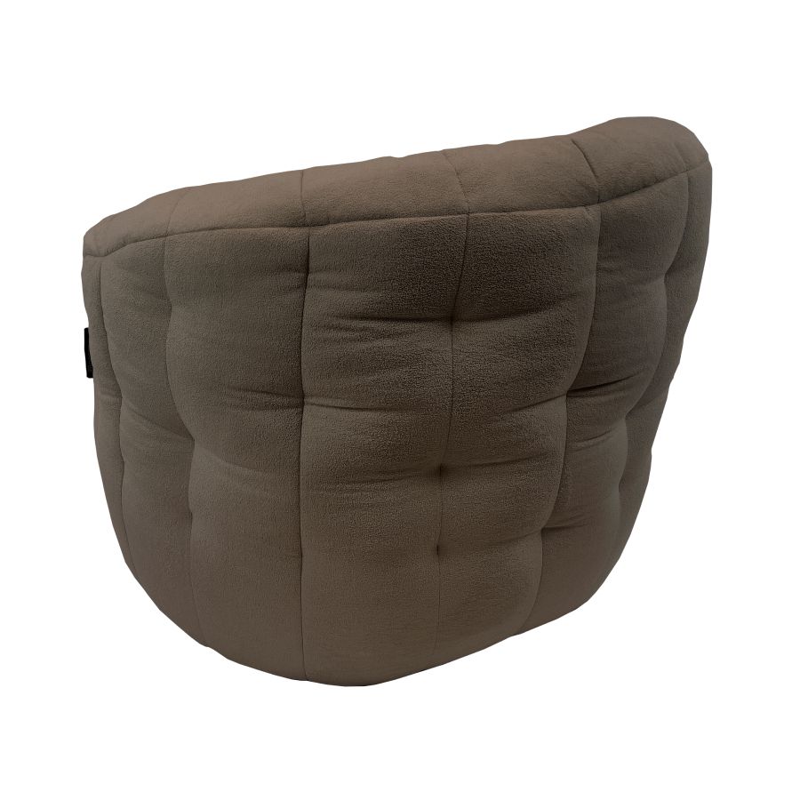 шоколадное полукруглое бескаркасное кресло Butterfly Sofa для гостиной, домашнего кинотеатра и офиса — крупный план