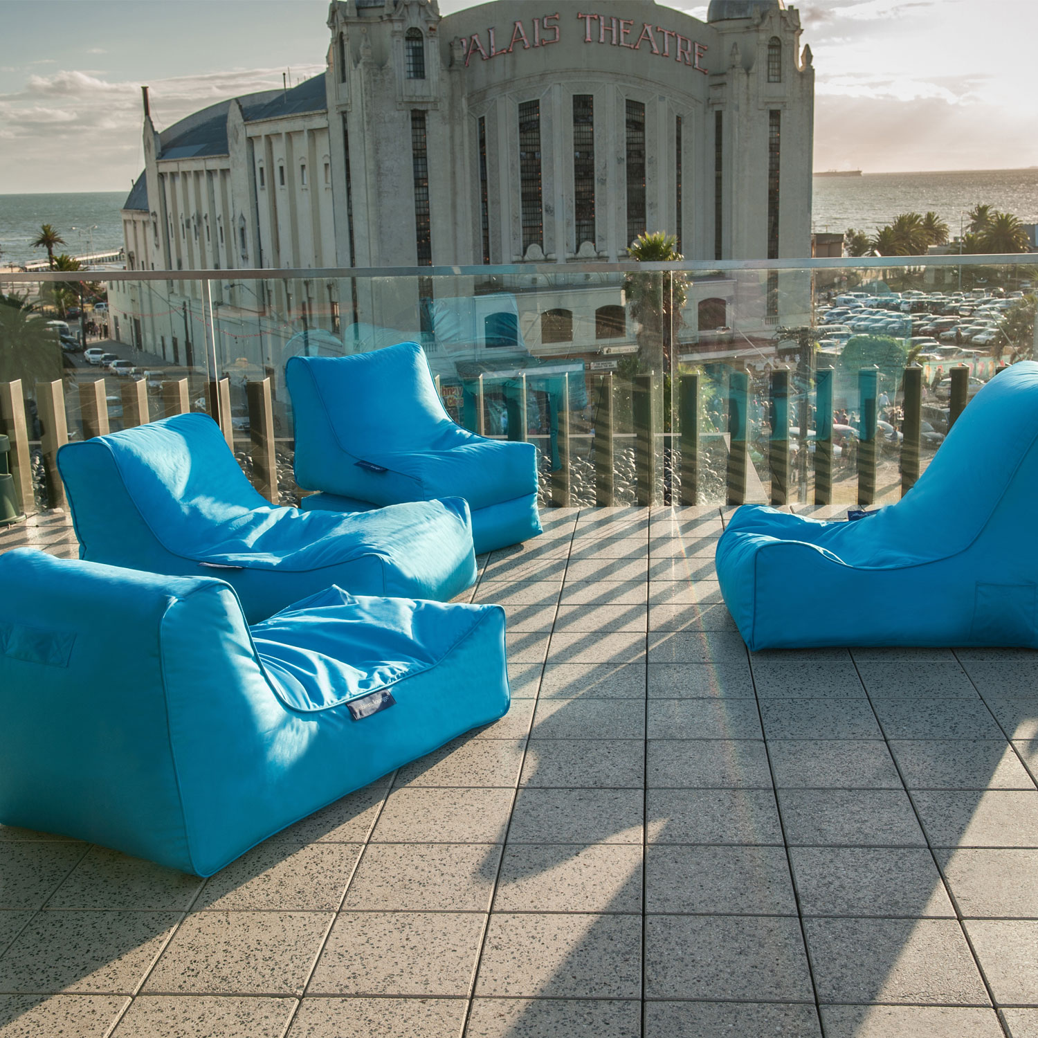 уличный шезлонг Evolution Chaise для террасы и бассейна — вид сбоку