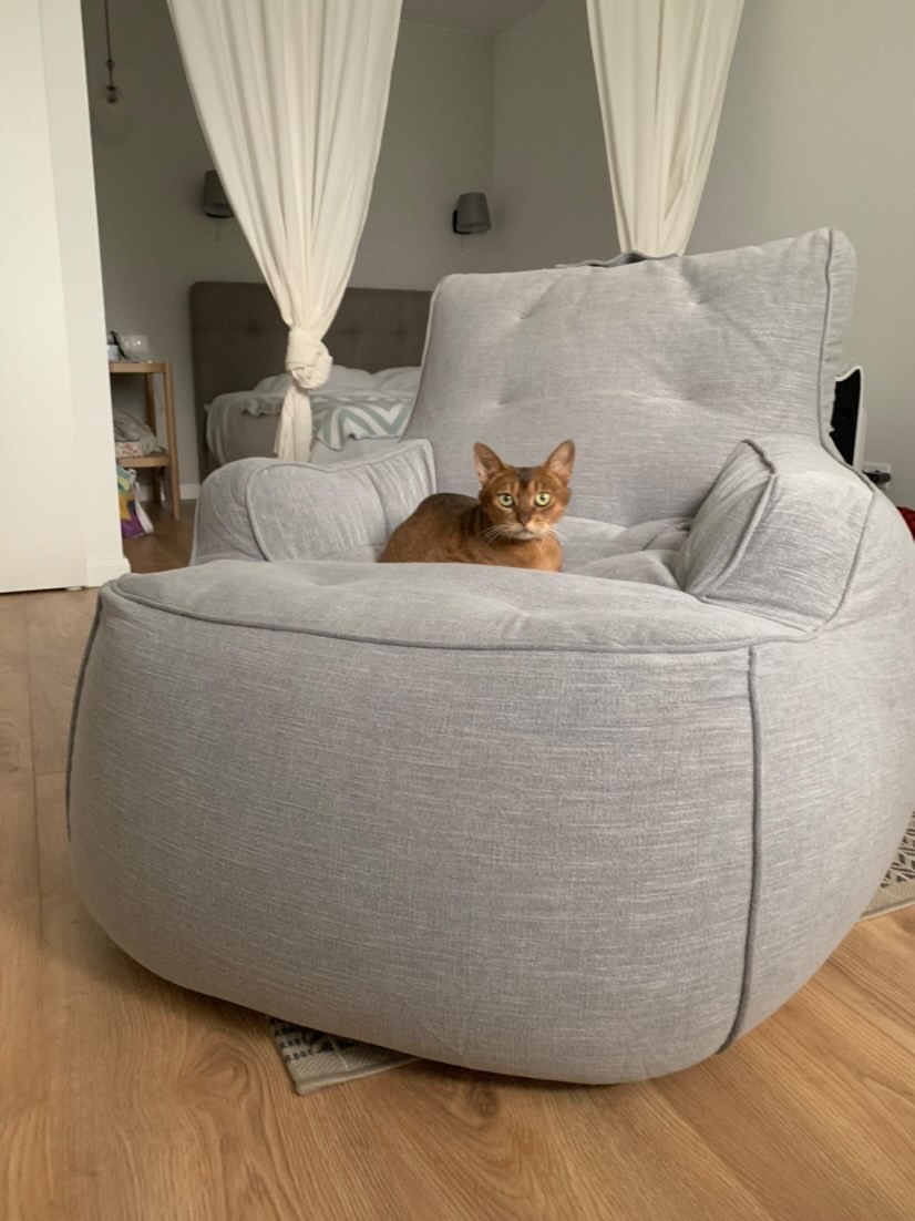 Tranquility Armchair Keystone Grey — классическое бескаркасное кресло Ambient Lounge