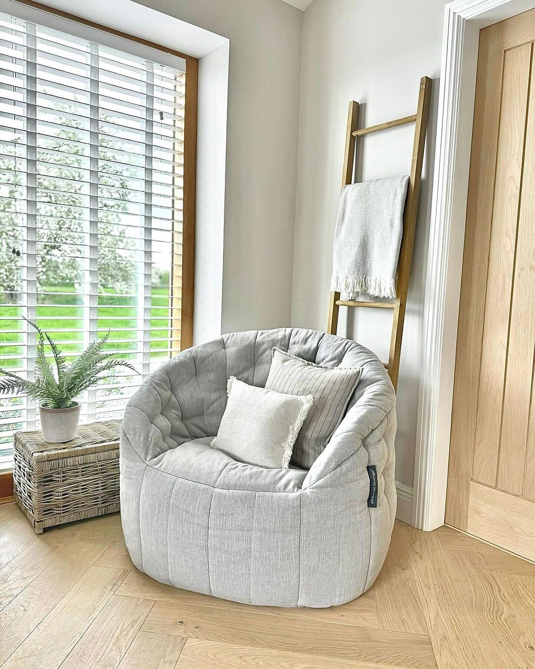 Butterfly Sofa Keystone Grey — дизайнерская бескаркасная мебель Ambient Lounge